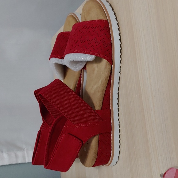 Bobs From Skechers Desert Kiss Sandals Size 9W New in Box - Picture 6 of 8